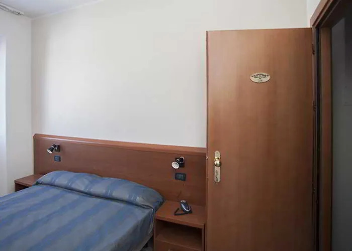 Ester Ξενοδοχείο 4*
